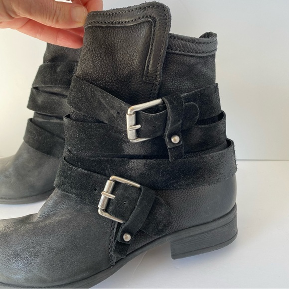 Miz Mooz Women’s Shane Black Leather Ankle Boots - Sz 37 (6.5)
